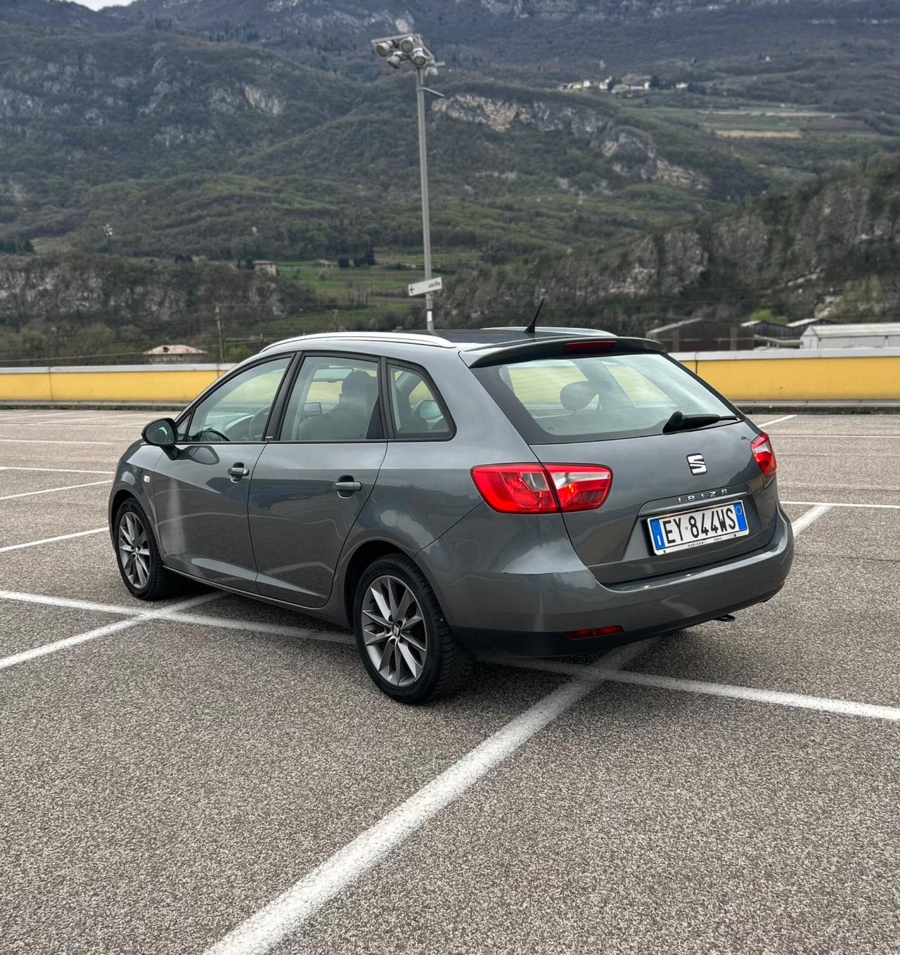Seat Ibiza ST Business High iTech Neopatent. 2015
