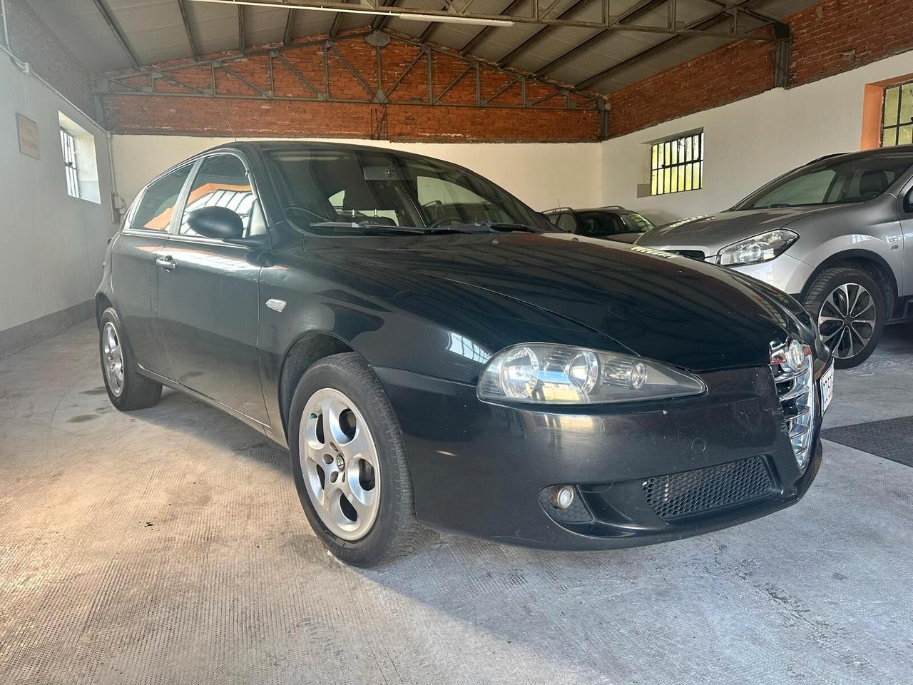 Alfa Romeo 147 1.6 16V TS (105) 5 porte Moving