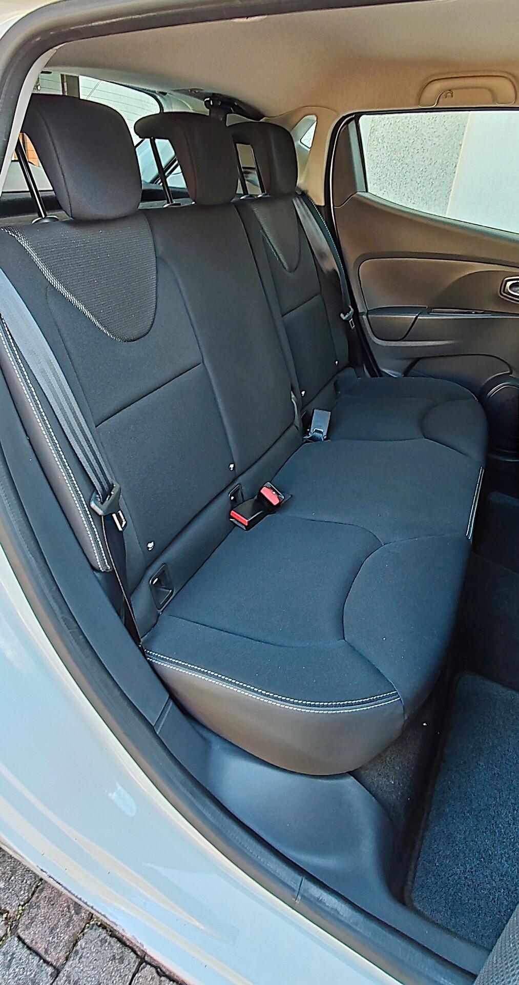 Renault Clio TCe 12V 90CV 5 porte Costume National