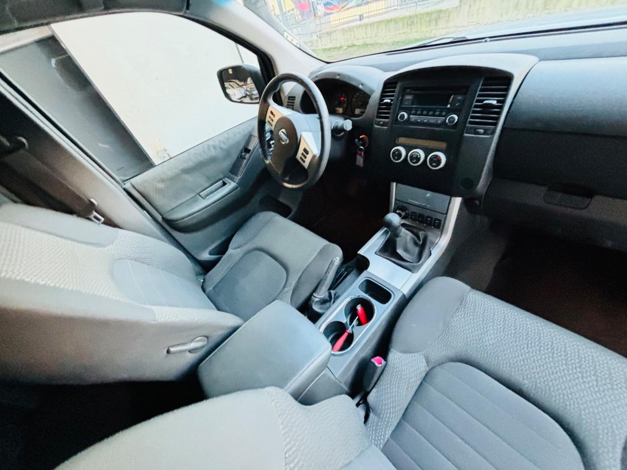 Nissan Navara 2.5 dCi 190CV 4 porte King Cab corta