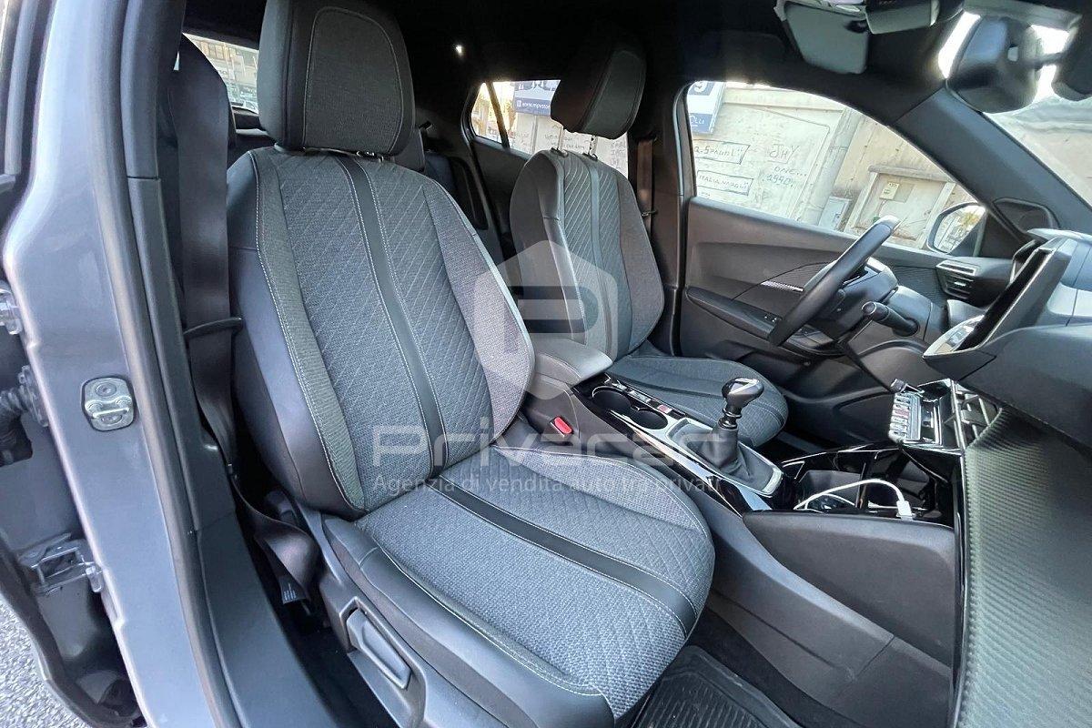 PEUGEOT 2008 PureTech 100 S&S Allure