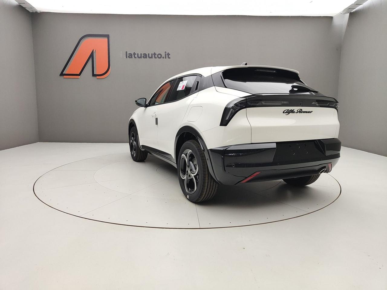 ALFA ROMEO Junior 1.2 HYBRID 145CV Q4