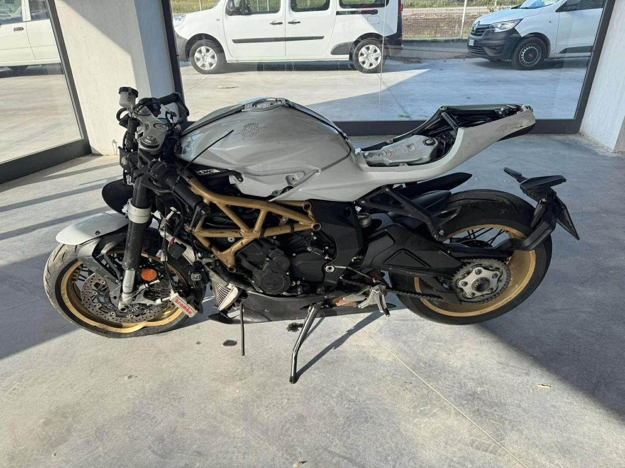 Mv Agusta Superveloce 800 S-2023