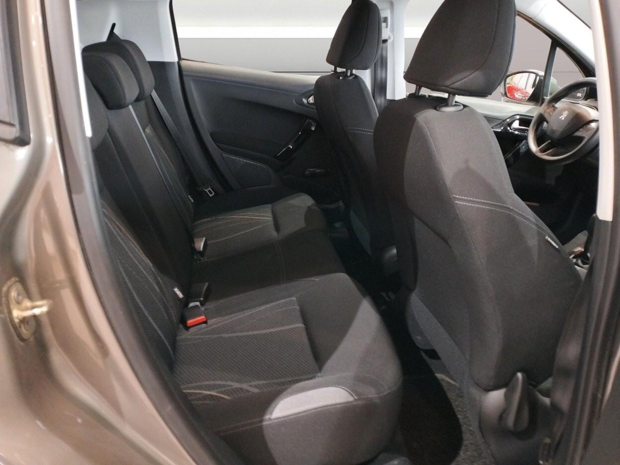 Peugeot 208 5p 1.2 puretechActive *NEOPATENTATI*