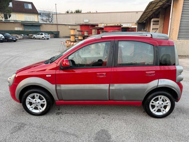 FIAT Panda 1.2 CrossNatural Power senza nessun lavoro da fare
