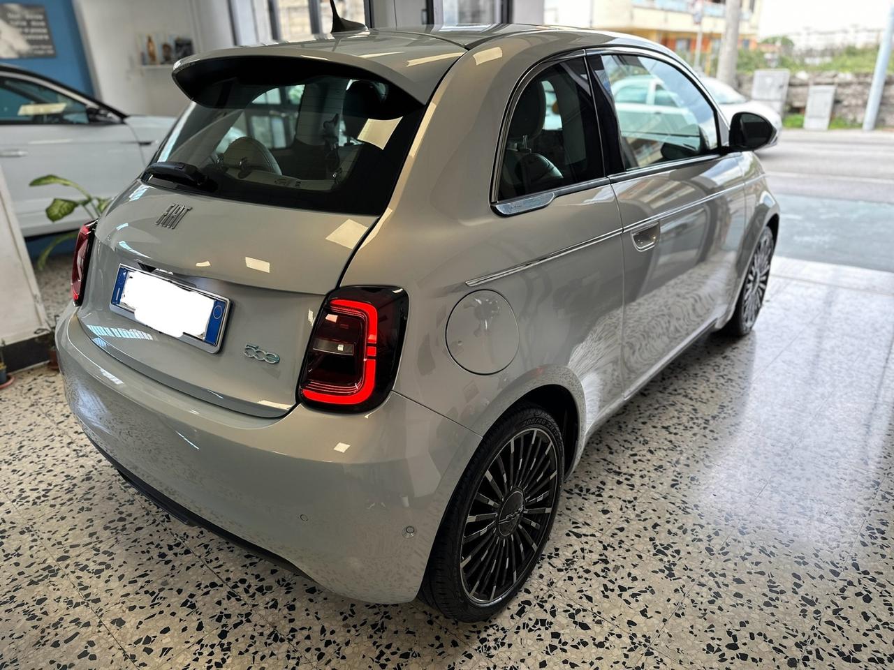 Fiat 500 Elettrica La Prima Berlina 42 kWh