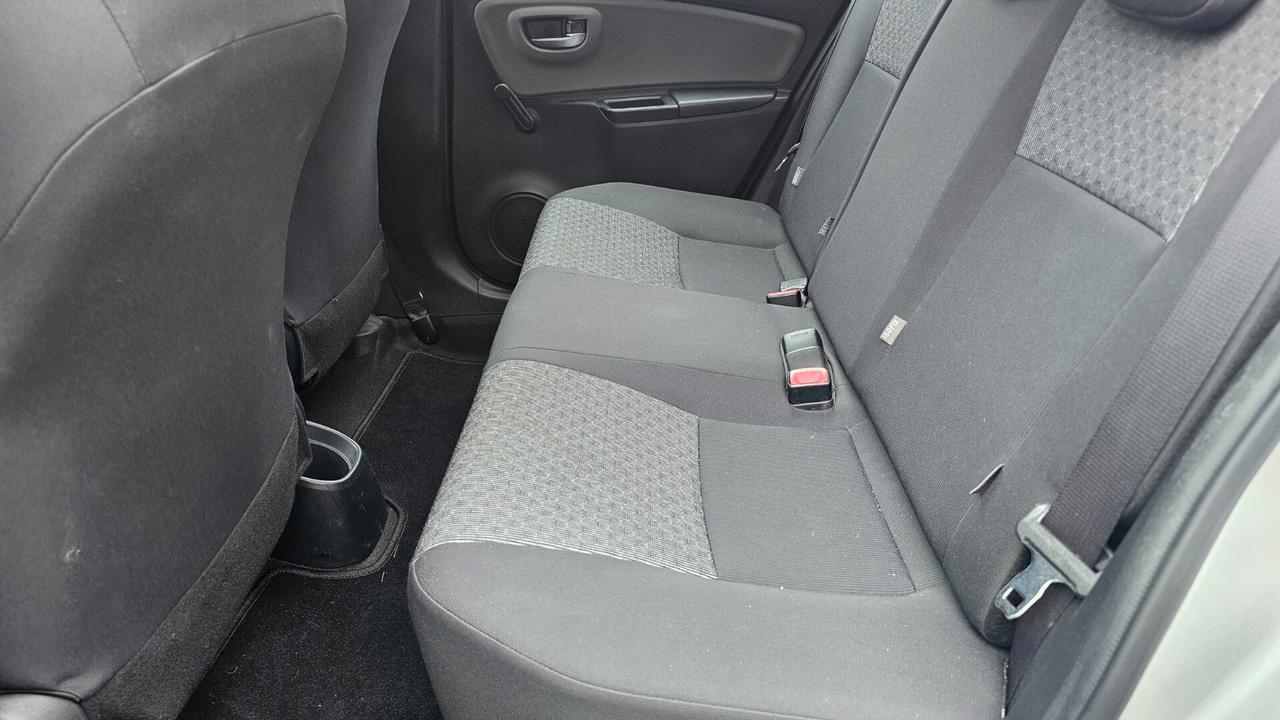 Toyota Yaris 1.0 5 porte Lounge