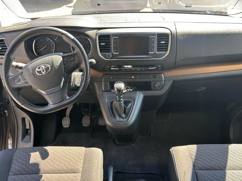 Toyota Proace Verso 2.0D 150Cv S&S M/T L1 D Executive