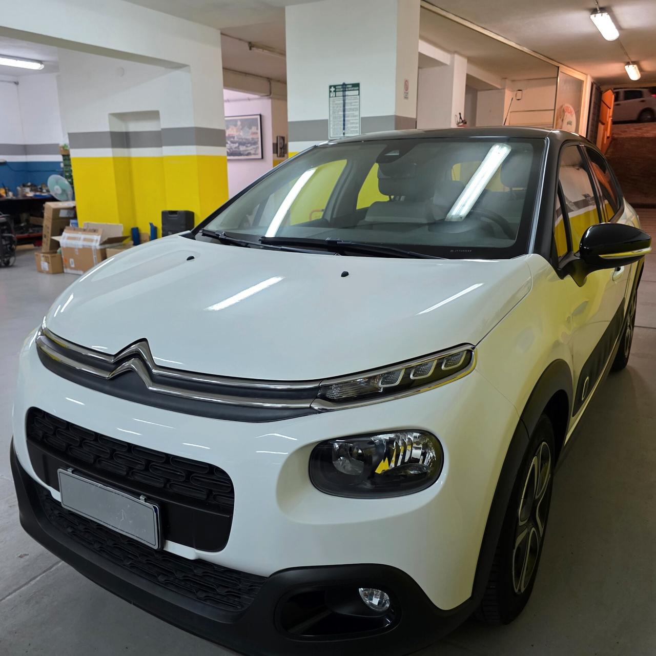 Citroen C3 PureTech 82 Shine AZIENDALE PERFETTA