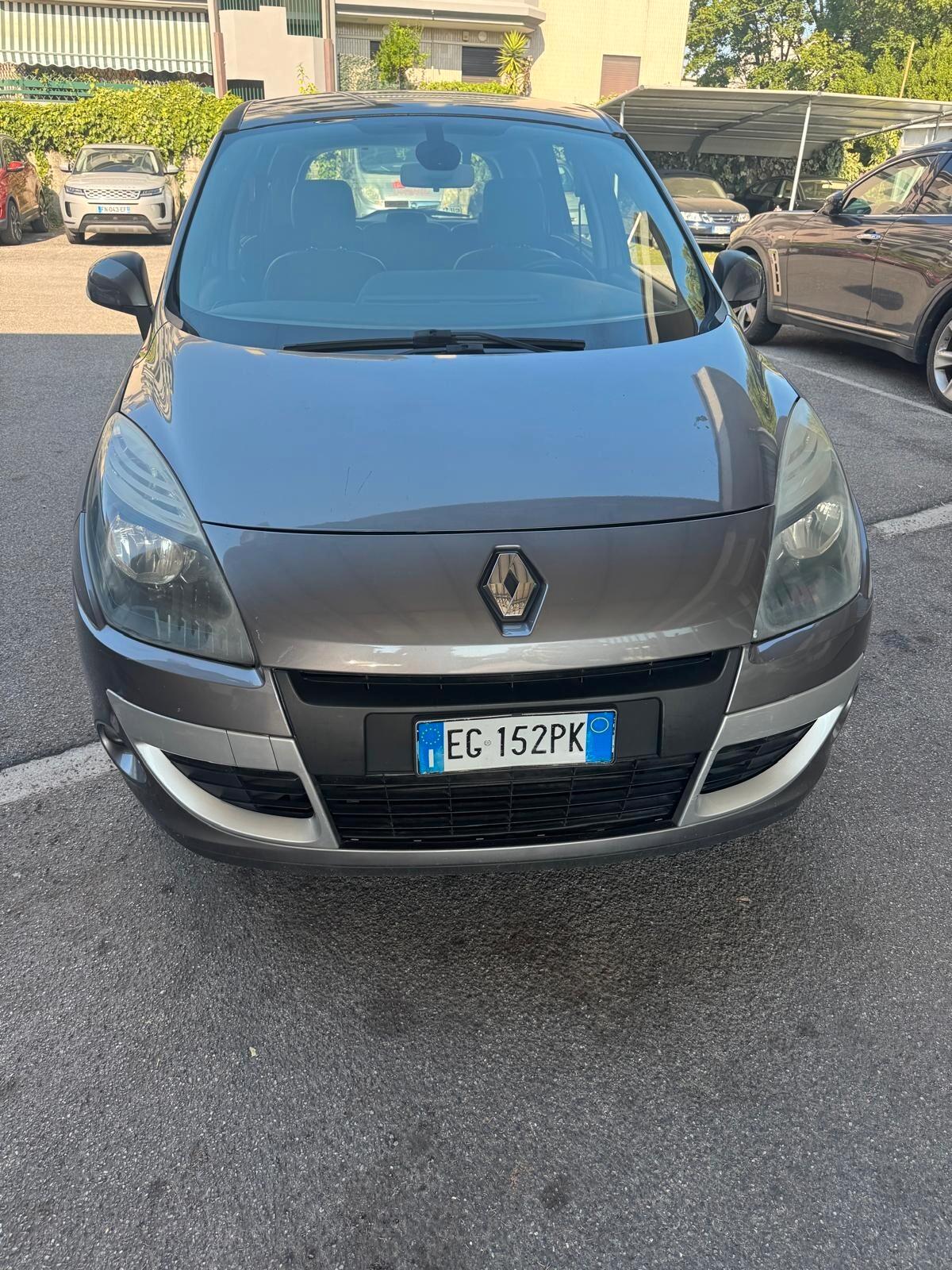 Renault Scenic Scénic X-Mod 1.5 dCi 110CV EDC Luxe