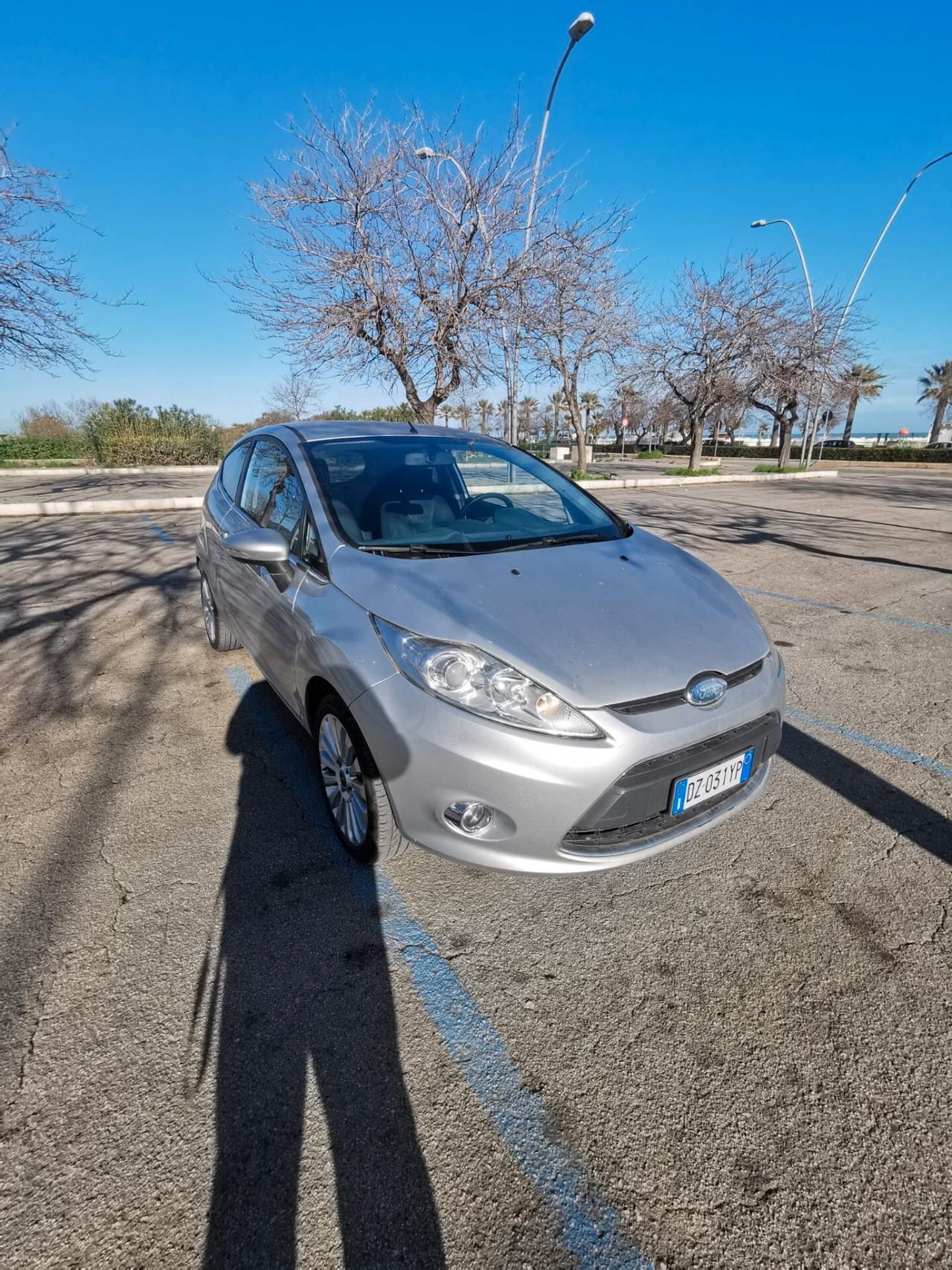 Ford Fiesta 1.4 3P. Bz. GPL Titanium 2009