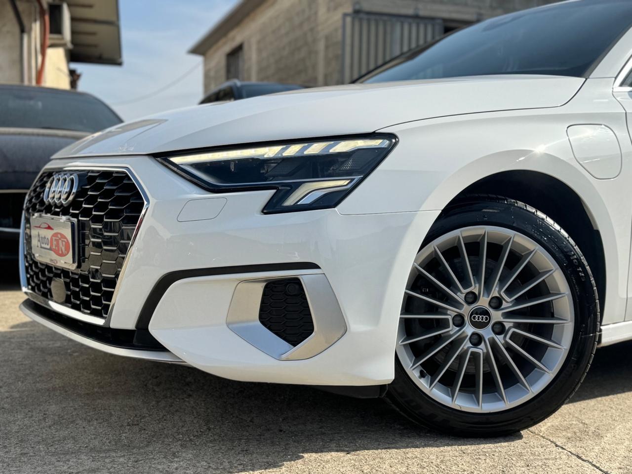 Audi A3 SPB 40 TFSI e S tronic line edition