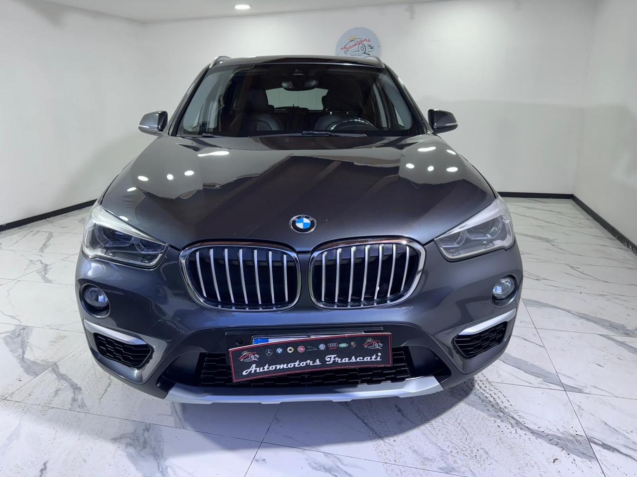 Bmw X1 sDrive18d xLine-tetto apribile-garantita