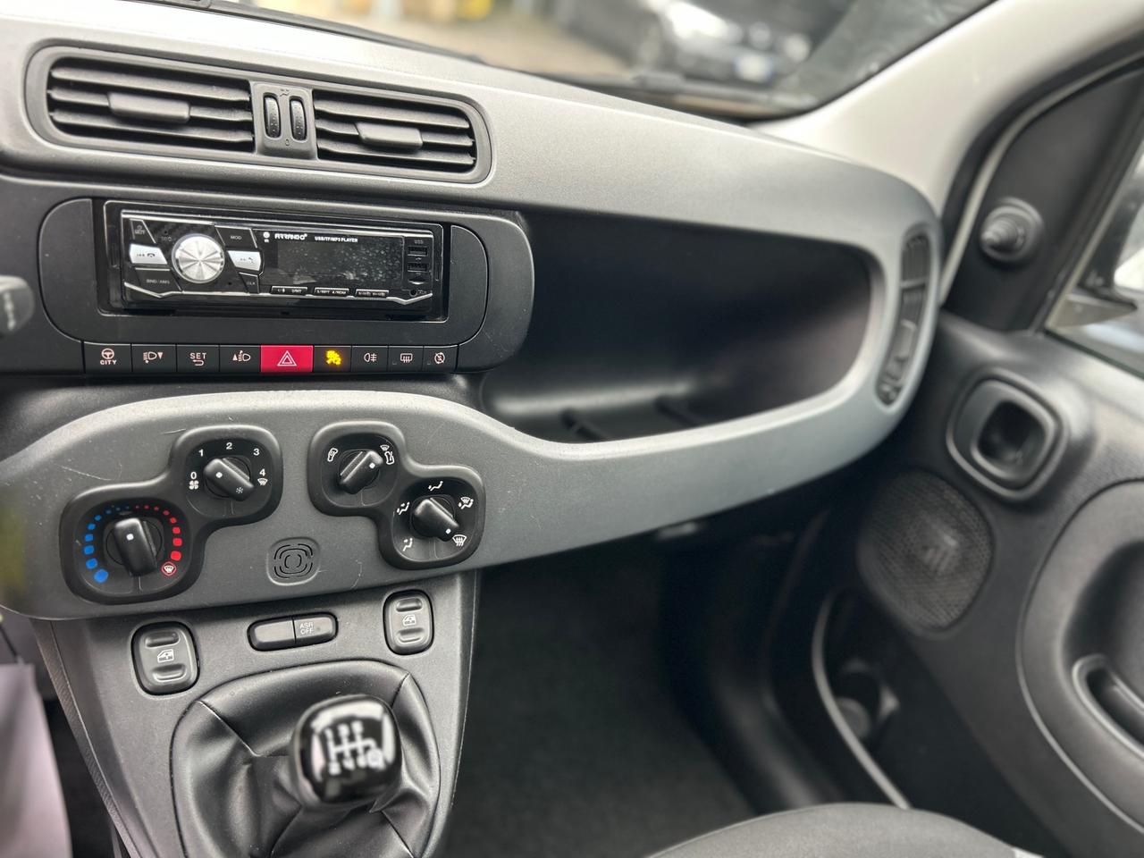 Fiat Panda 1.0 firefly hybrid s&s 70cv 5p.ti