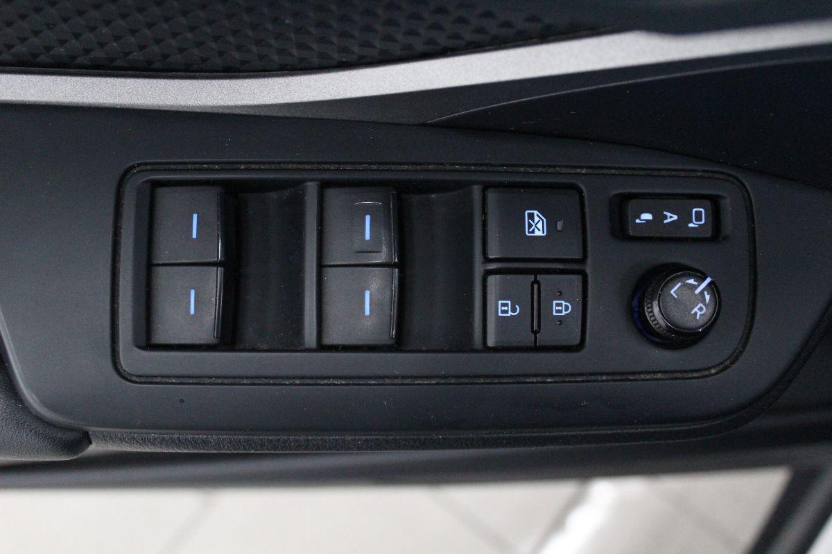 TOYOTA - C-HR - 1.8 Hybrid E-CVT Active