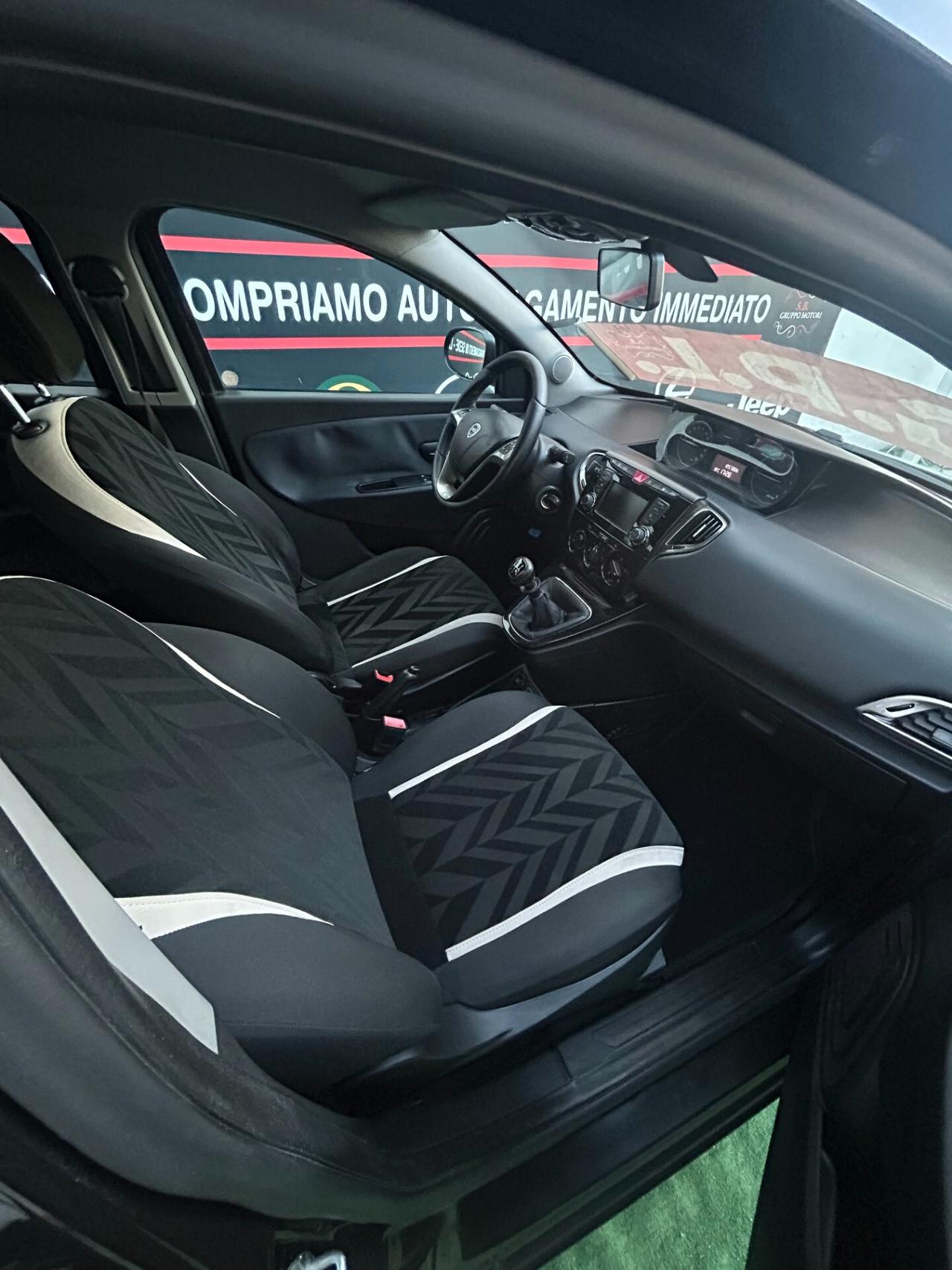 Lancia Ypsilon 2018 1.2 69 CV GPL LEGGI TUTTO!