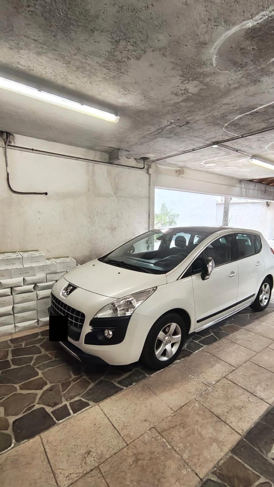 Peugeot 3008 2.0 HDi 150CV Business