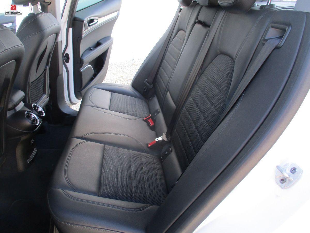 A.R.Stelvio 2.2 T.diesel 190CV AT8 Q4 SPRINT 2021