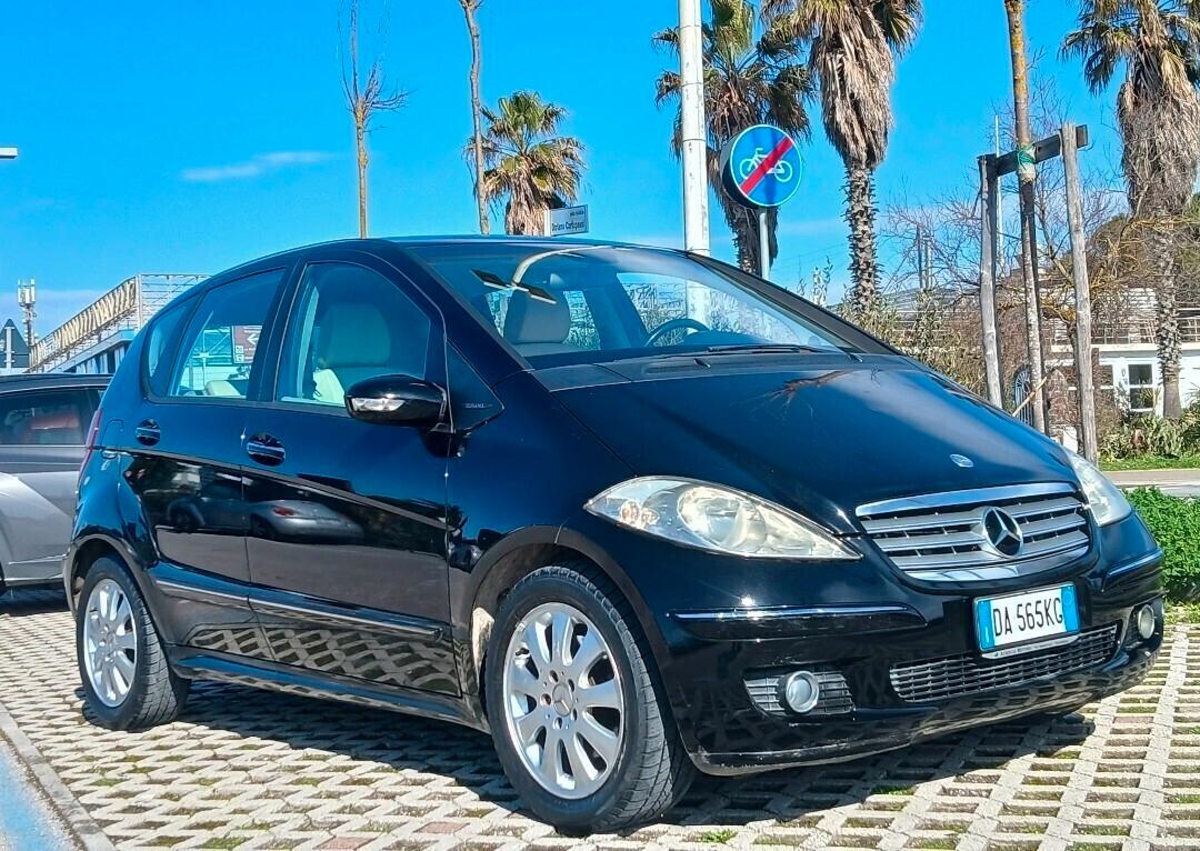 Mercedes-benz A 200 DIESEL - CAMBIO AUTOMATICO NEOPATENTATI PERMUTE