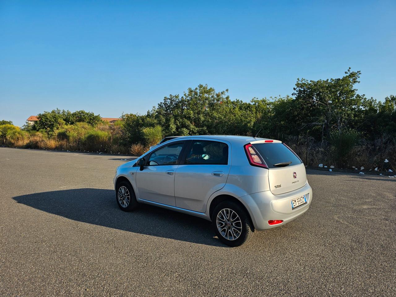 Fiat Punto 1.4 8V 77cv 5 porte Natural Power Lounge Metano originale 2028