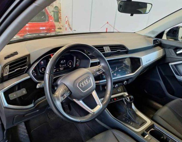 AUDI Q3 35 TFSI S tronic Business Advanced