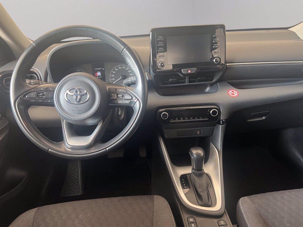 TOYOTA Yaris 1.5h active del 2023