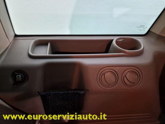 JEEP Commander 4.7 V6 Limited GPL