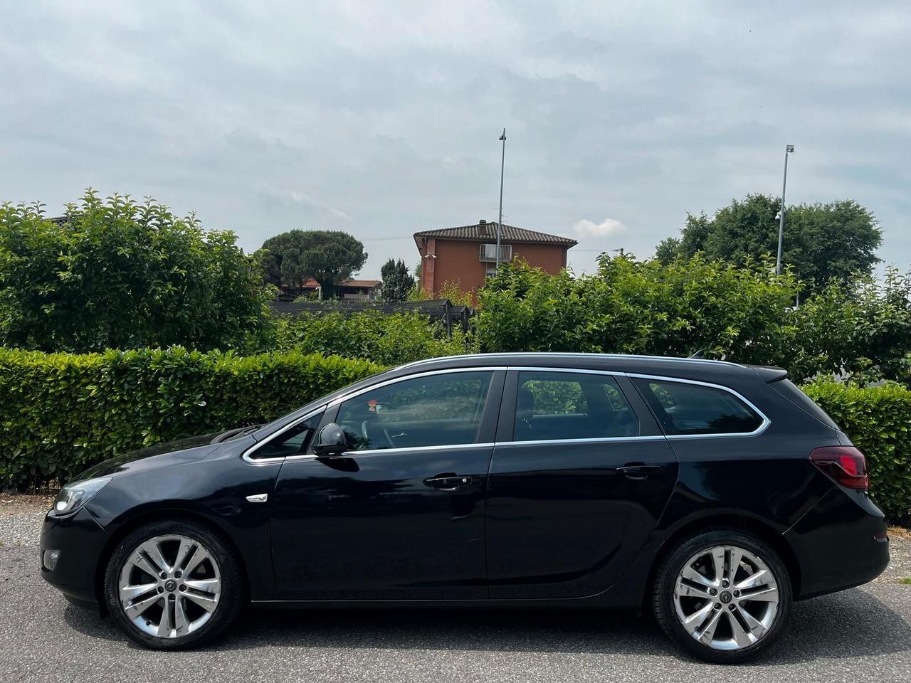 Opel Astra 1.7 CDTI 125CV Sports Tourer Cosmo