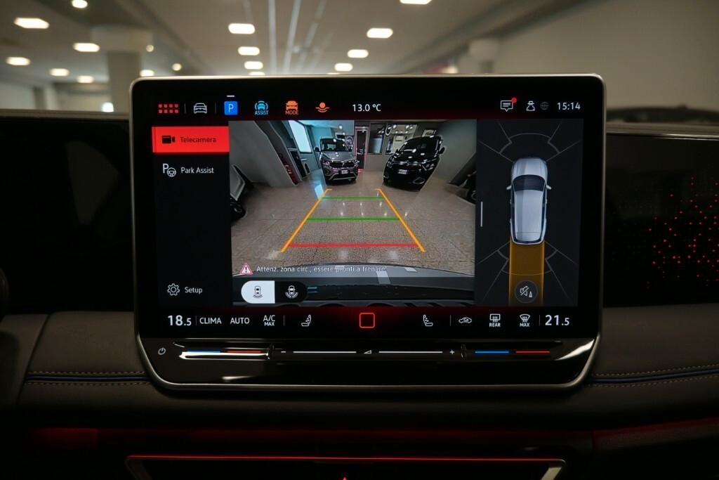 VOLKSWAGEN TIGUAN NEW 2.0 TDI 150CV DSG R-LINE ( FARI IQ-LIGHT - DIGITAL COCKPIT - ADAPTIVE CRUISE - PELLE - CLIMATRONIC - AMBIENT LIGHTS - APP CONNECT - PARK ASSIST - TELECAMERA POST. - CERCHI 19 )