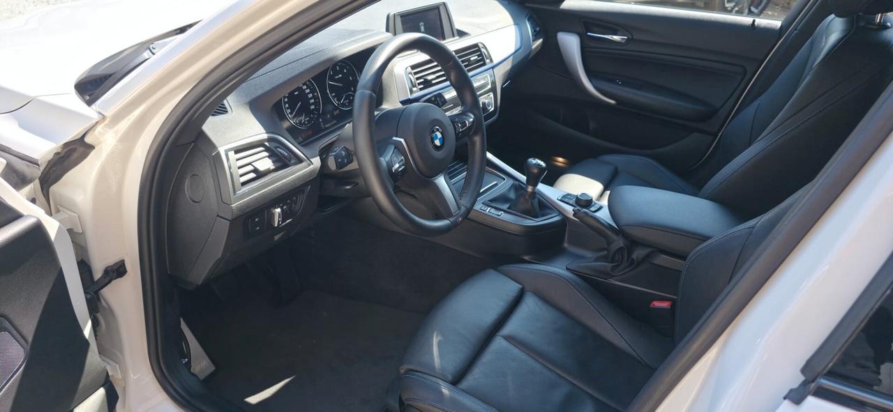 Bmw 116 116d 5p. Advantage