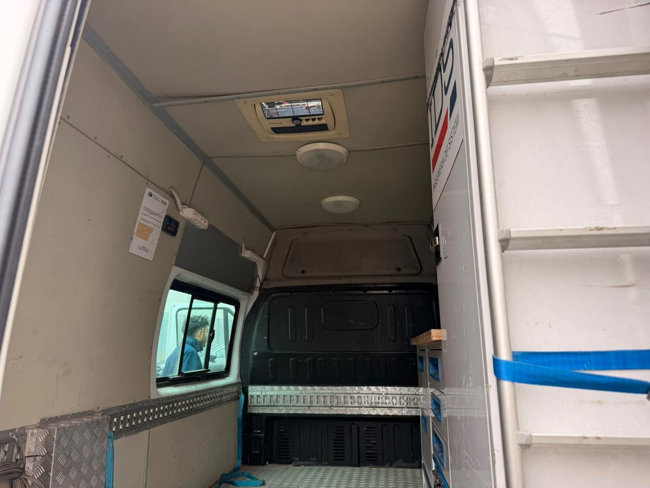 Ford Transit 350L 2.4 TDCi/115 PL-TM Furgone