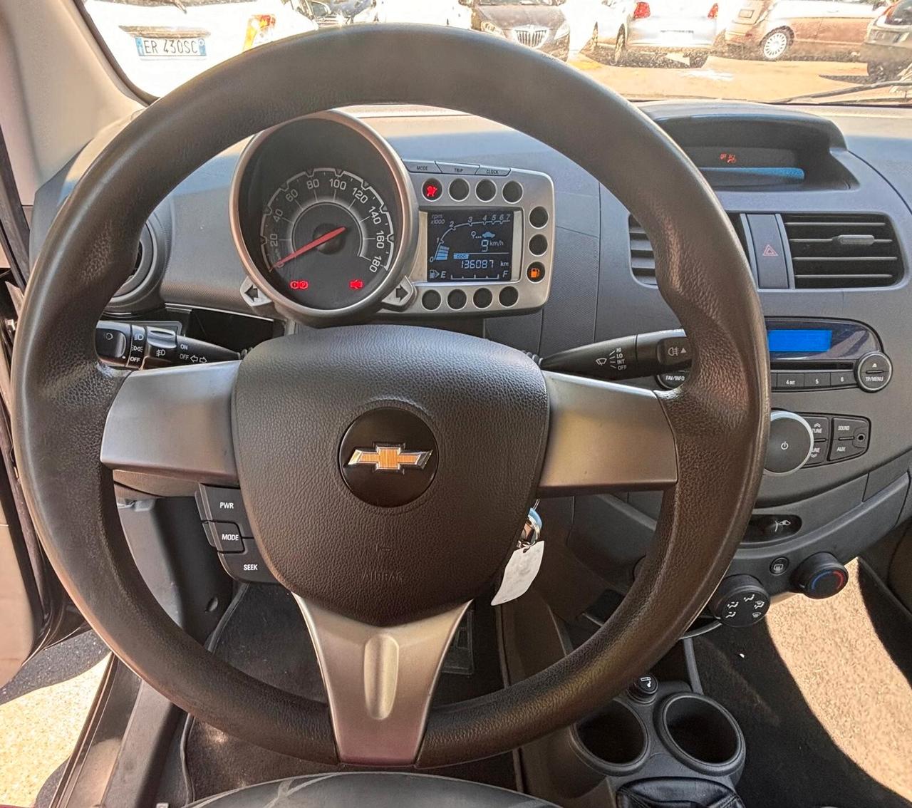 Chevrolet Spark 1.2 LT