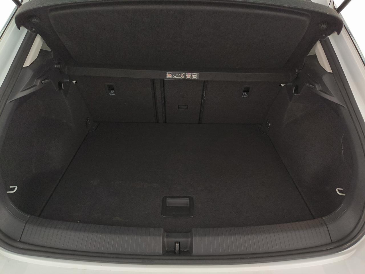 Volkswagen T-Roc 1.6 tdi style