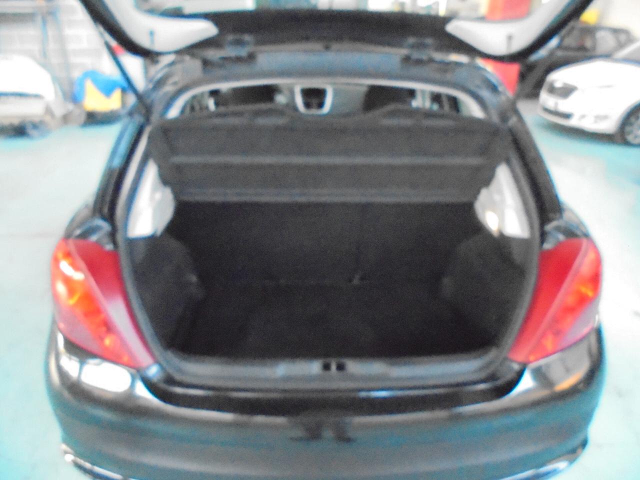 Peugeot 207 1.4 VTi 95CV 5p. X Line NEOPATENTATI