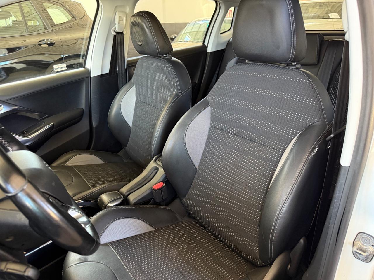Peugeot 2008 BlueHDi 120 S&S Allure