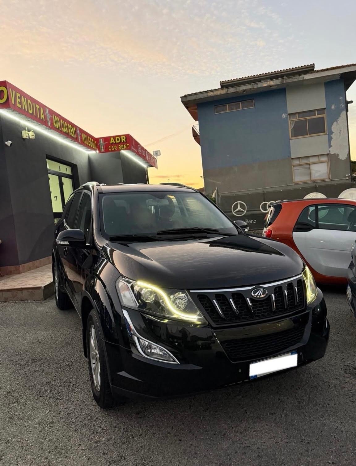 Mahindra XUV500 2.2 16V FWD W6