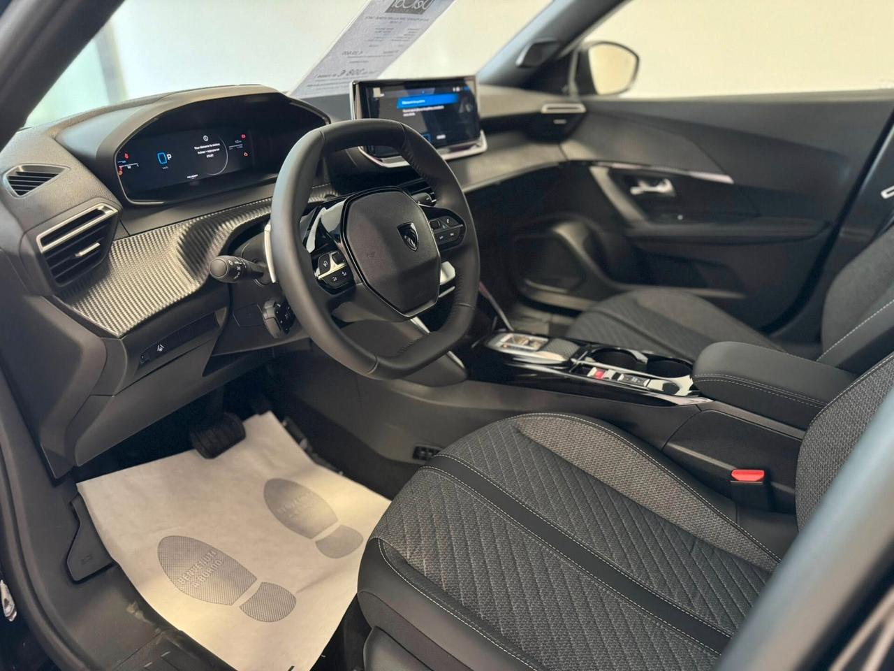 Peugeot 2008 Hybrid 145 e-DCS6 Allure
