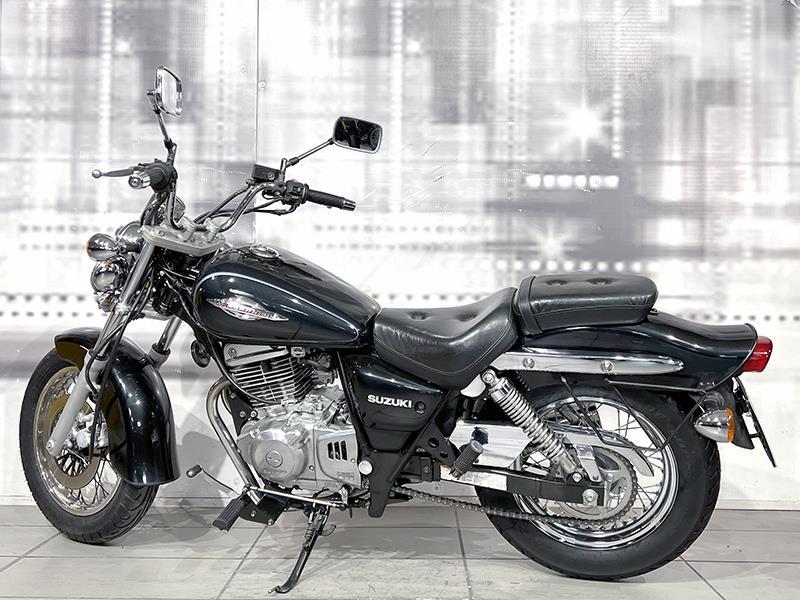 Suzuki GZ 250 Marauder