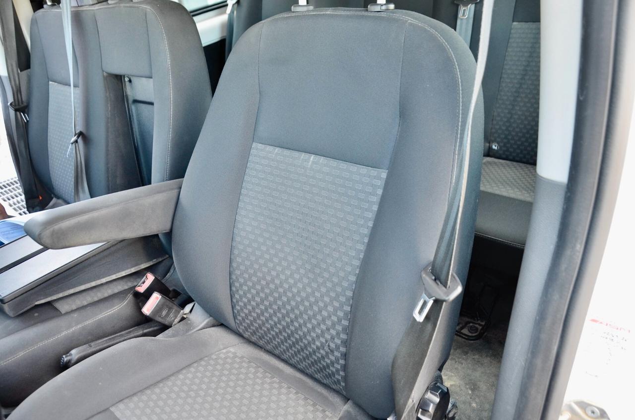 FORD TOURNEO CUSTOM 2.0d 105cv AUTOCARRO 6 POSTI, PREZZO IVA ESCLUSA, UNICOPROPRIETARIO, UFF ITALIANA, SERVICE DIMOSTRABILI, PERMUTE