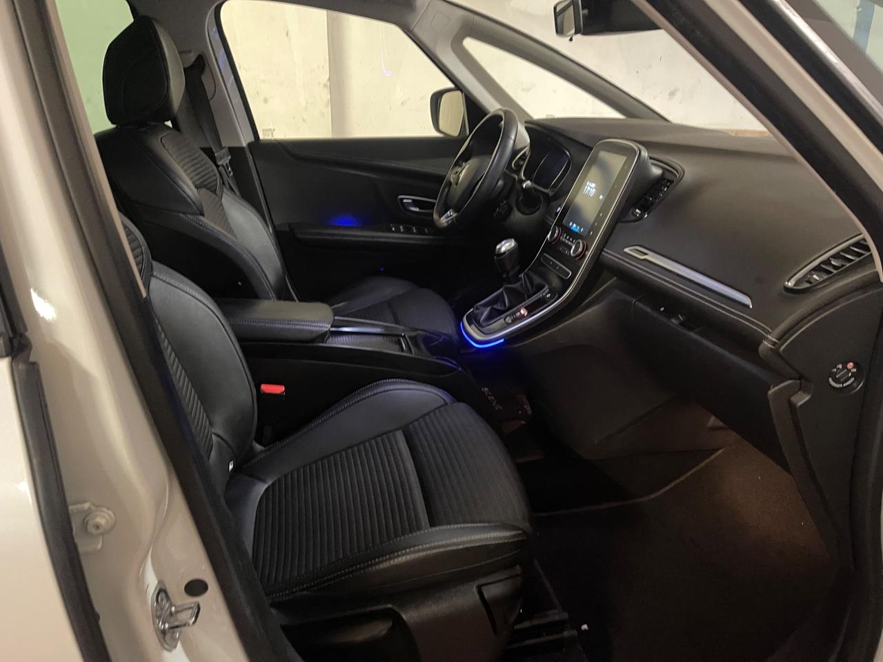 Renault Scenic Scénic dCi 8V 110 CV EDC Energy Intens