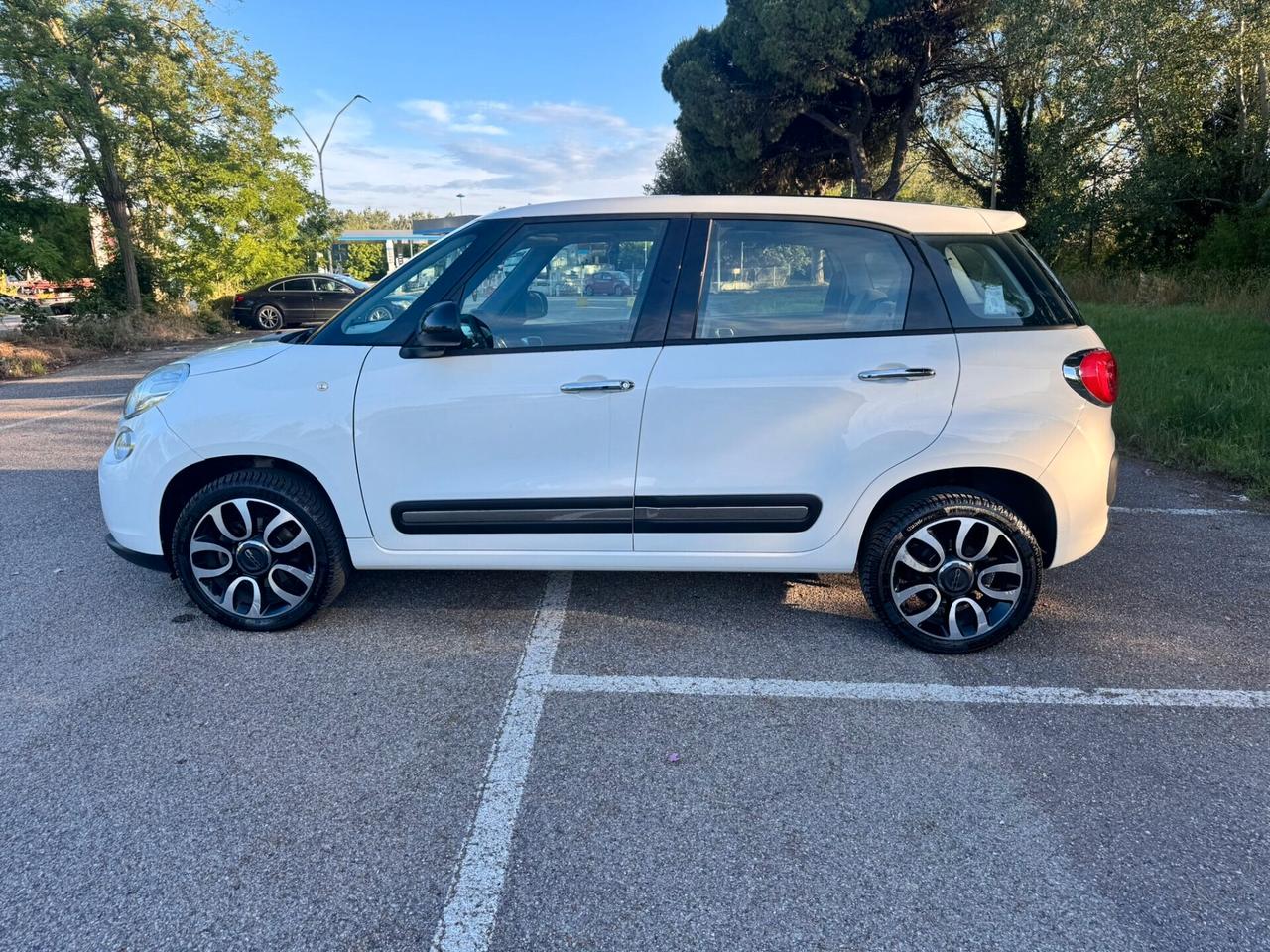 Fiat 500L twiin air 0.9 turbo metano ok neopatentati
