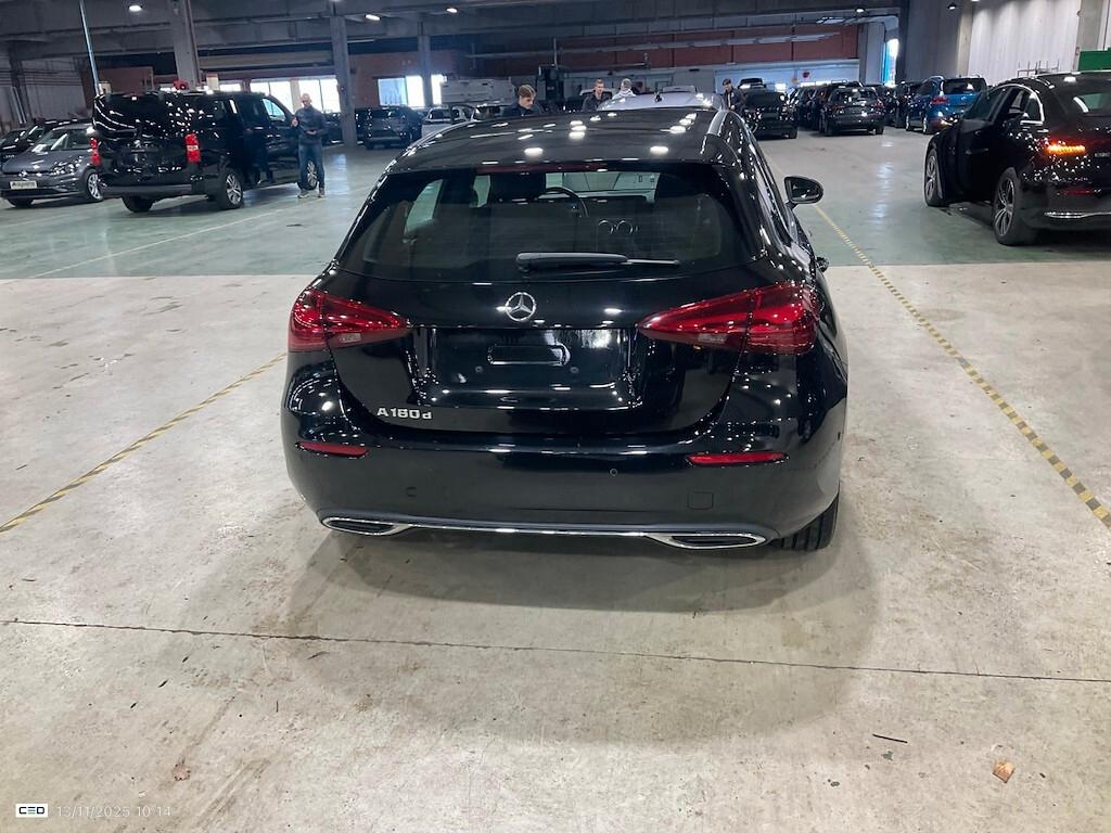 Mercedes-benz A 180 180D NEW 115CV AUTOMATIC ADVANCED ( FARI LED - PELLE PDC NAVI )