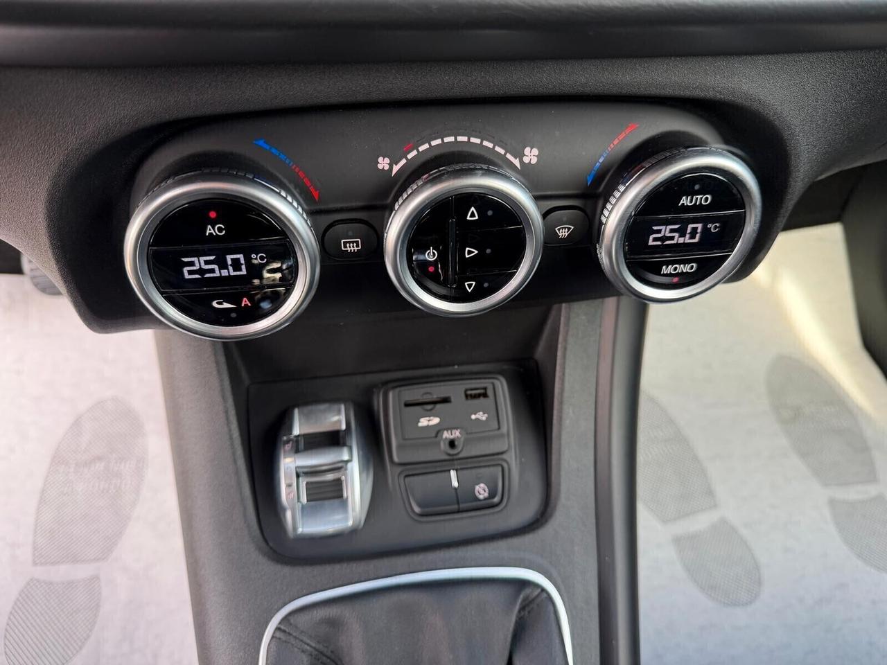 Alfa Romeo Giulietta 1.6 M.JET 120 cv. BUSINESS (Nav)