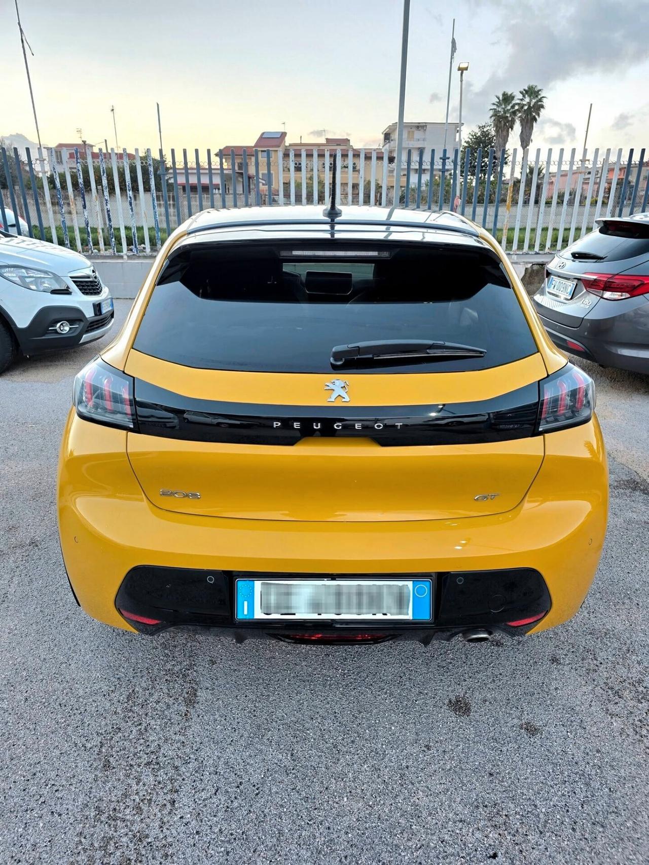 Peugeot 208 1.5 BlueHDi 102cv GT Pack con 64.000 Chilometri