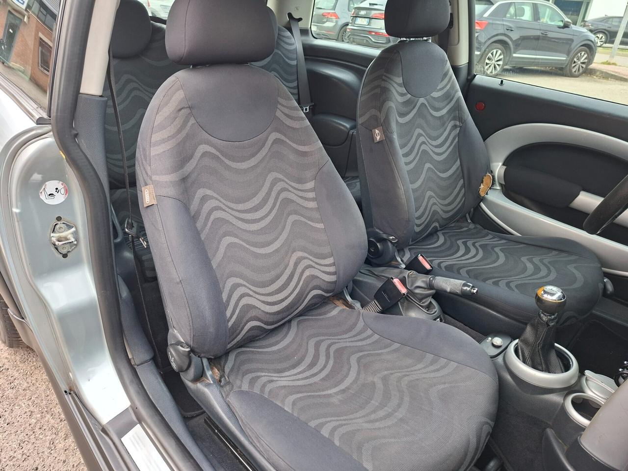 Mini 1.4 One D - 2004