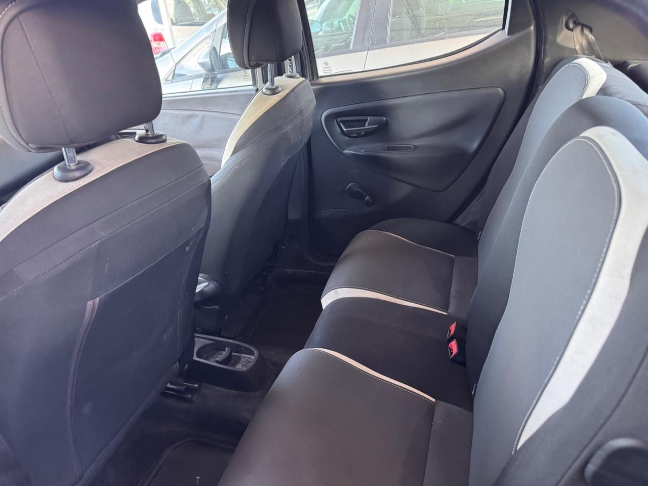 Lancia Ypsilon 1.2 69 CV 5 porte Elle