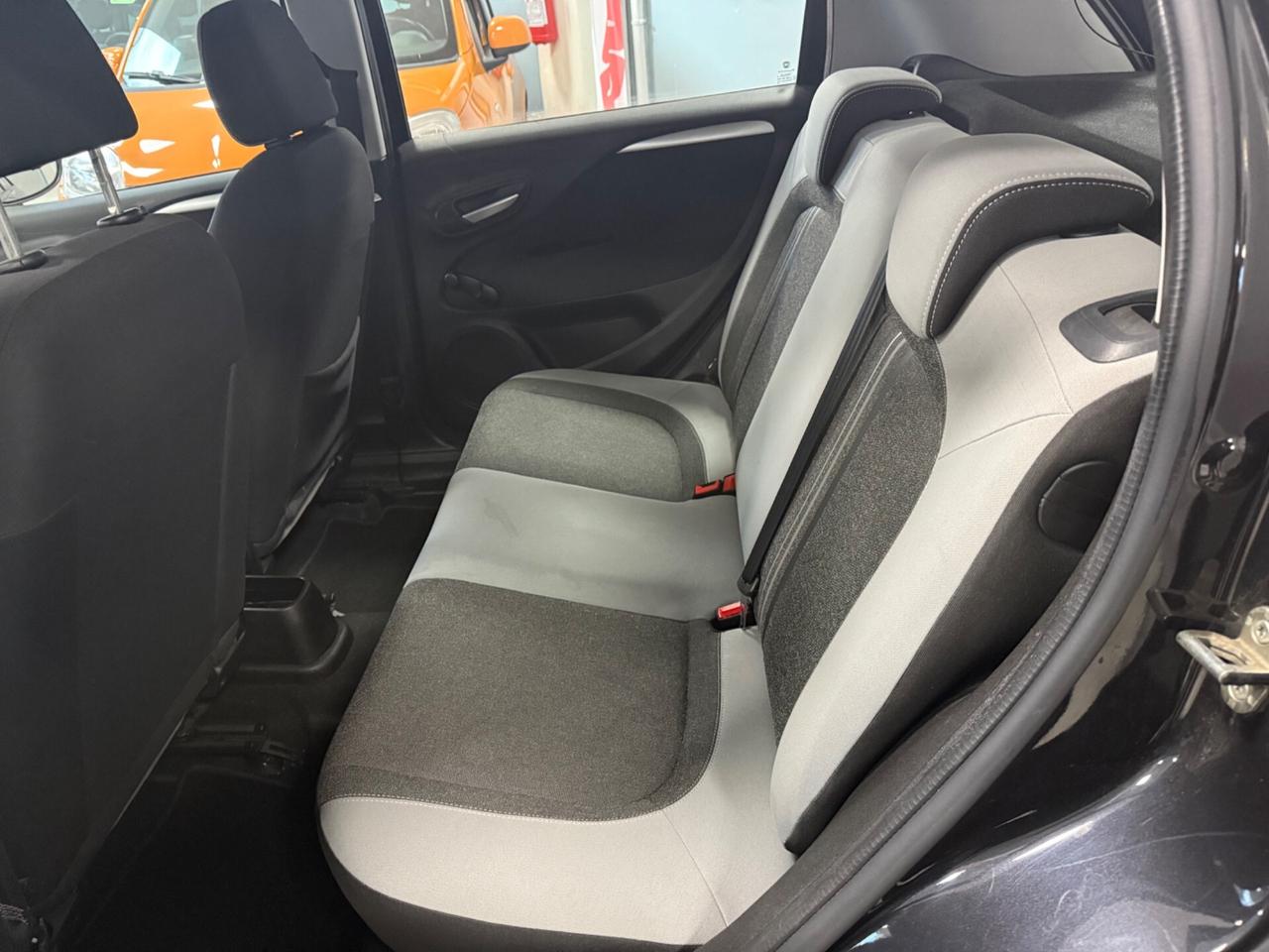 Fiat Punto 1.2 8V 5 porte Lounge 69CV Ok Neopatentati