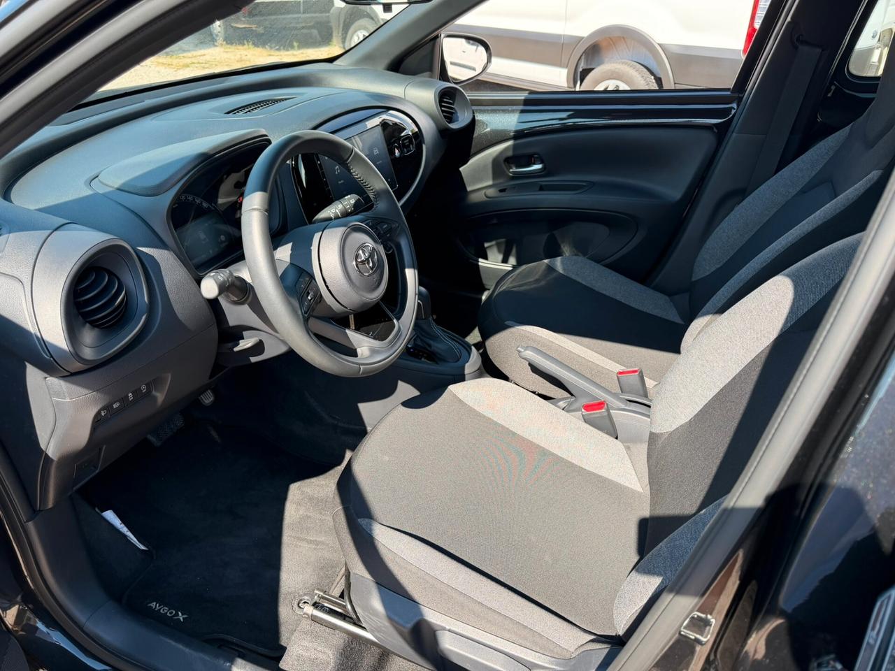 Toyota Aygo X 1.0 VVT-i 72 CV 5 porte Active S-CVT - UNIPRO - NO VINCOLI FINANZIAMENTO