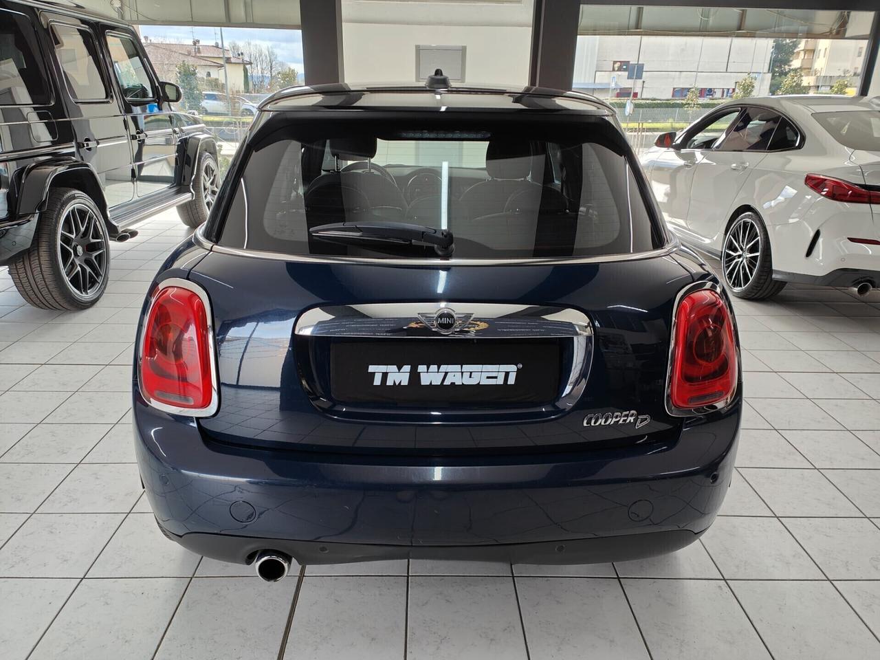 MINI Cooper D 1.5 Boost 5p auto