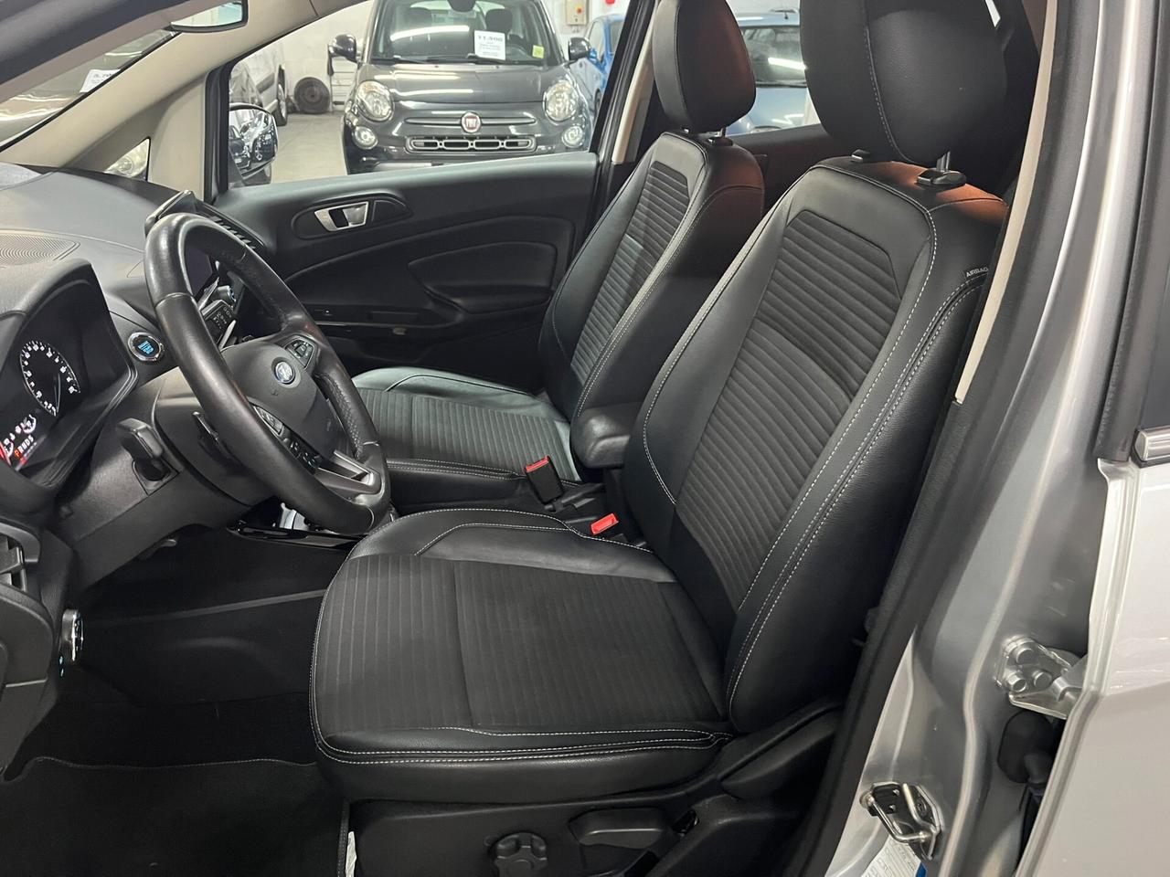 Ford EcoSport 1.0 cambio automatico, solo 70mila km